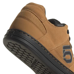 Five Ten FREERIDER Chaussures Pour Pédales Plates -Pas Cher Maillots Vélo Magasin 2B2F438C89A4A3E664C84E1D0E86A58D